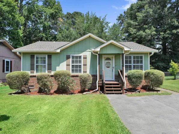 223 Lakeland Ave, Bessemer, AL 35023