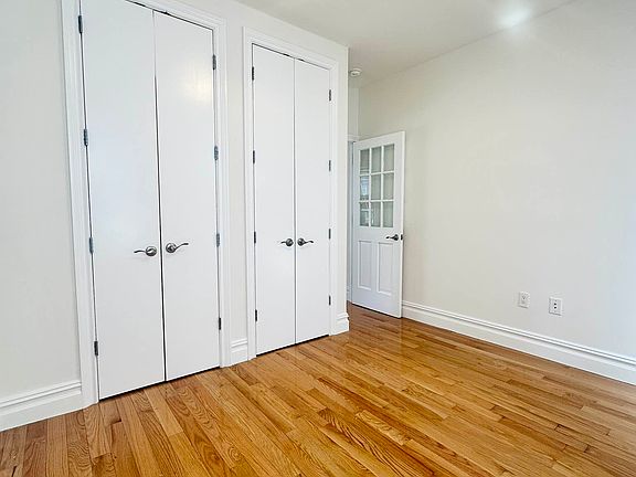 4th image of 886 10th Ave #5B