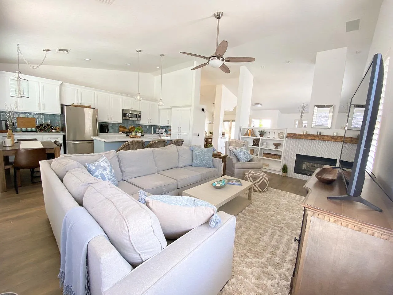 50240 Spyglass Hill Dr — Photo 1