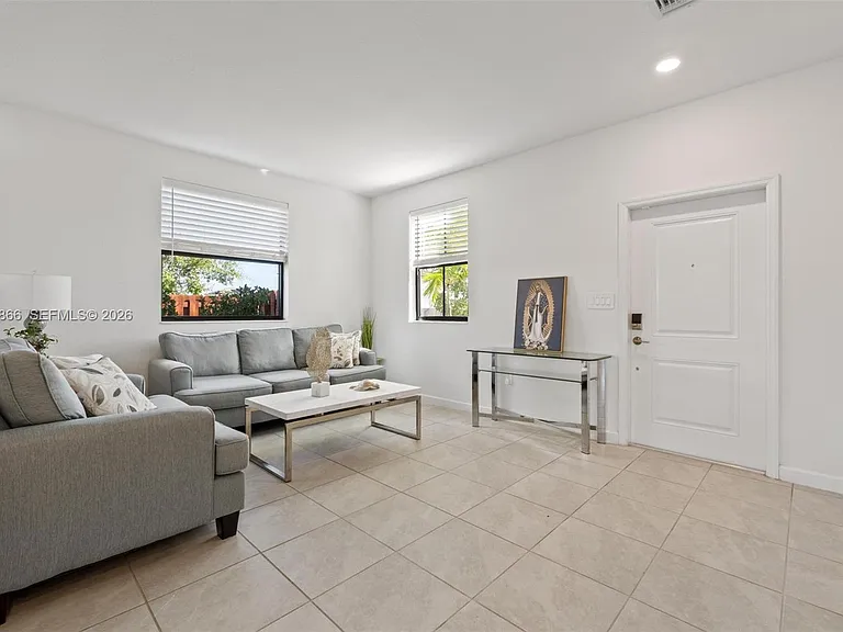11903 SW 241st St — Photo 7
