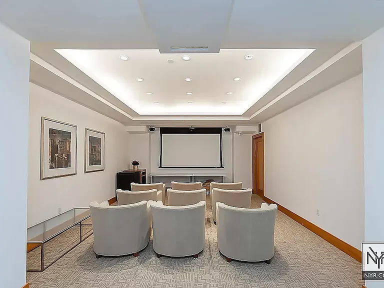 20 West St #21M — Photo 17