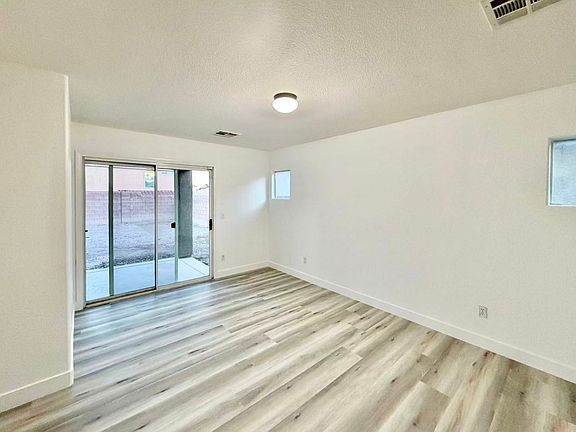3rd image of 6436 Casamar St