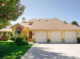 1738 E Briarglen Dr, Sandy, UT 84092