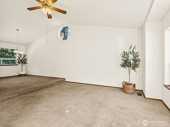 5th image of 4600 NW Bernard Street