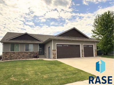 5400 S Sirocco Ave, Sioux Falls, SD, 57108
