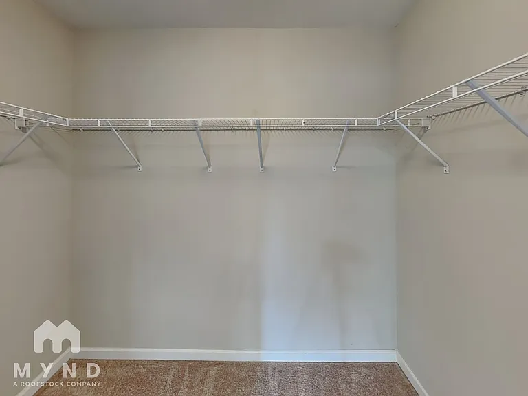 541 Lanier Ct — Photo 15