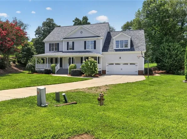 100 Claron Ct, Clemmons, NC 27012
