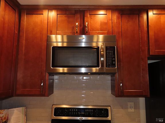 4th image of 1733 S Villa Way W