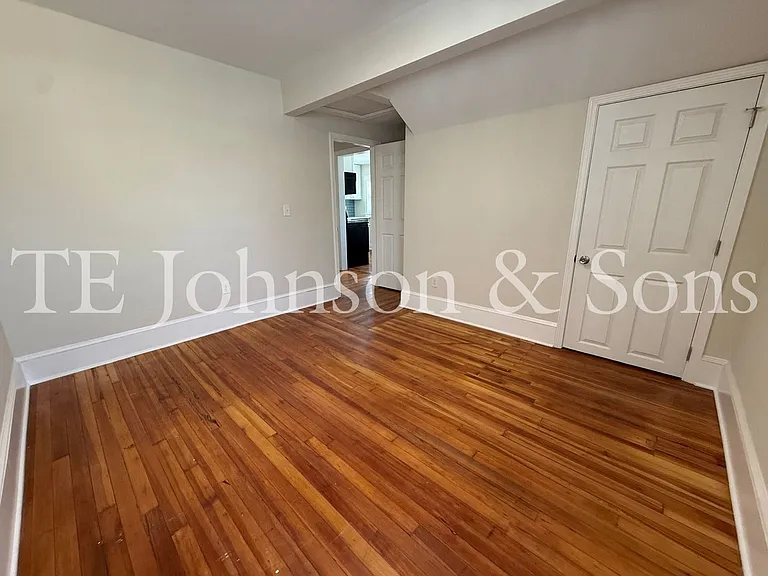 2106 S Main St #3 — Photo 11