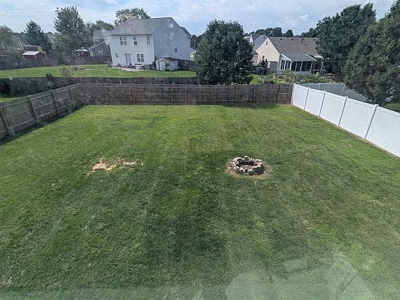 3rd image of 13 Hummingbird Way