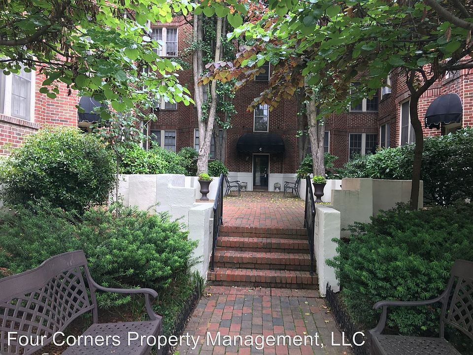 1st image of 828-D4 N Elm St