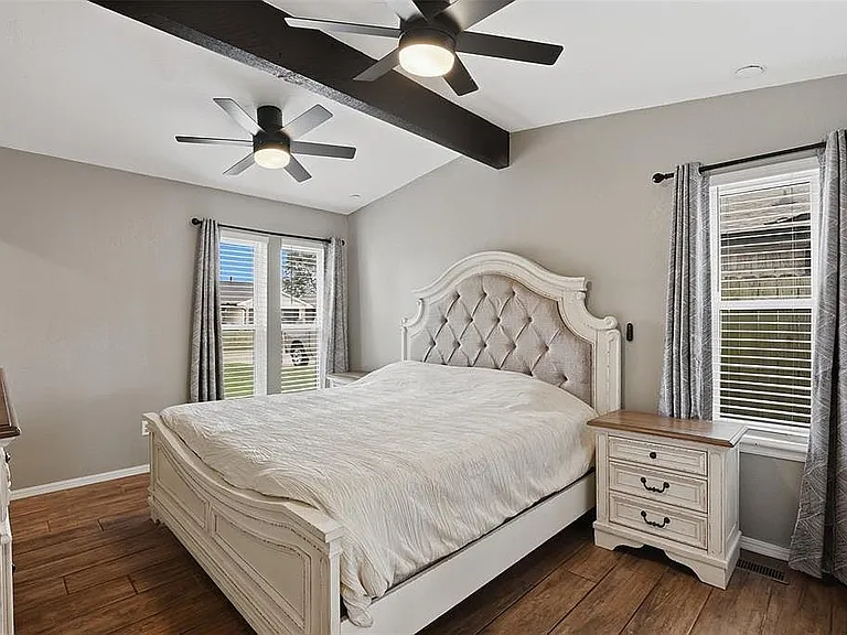 10316 Glascow Dr — Photo 16
