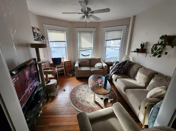 140 Brooks St, Boston, MA