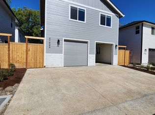 2788A D St NE #A, Salem, OR 97301