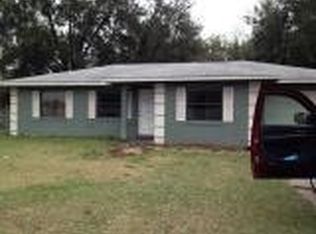 804 6th St SE, Fort Meade, FL 33841