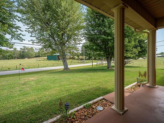 3rd image of 579 Old Celina Rd