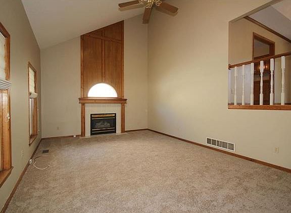 3rd image of 6501 N Beaman Ave