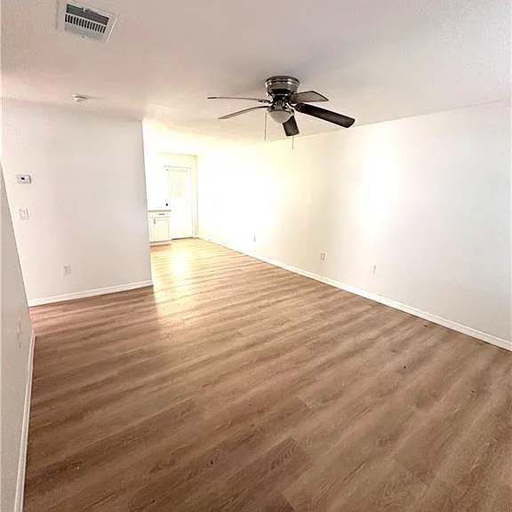 1171 S Alhambra Cir — Photo 2