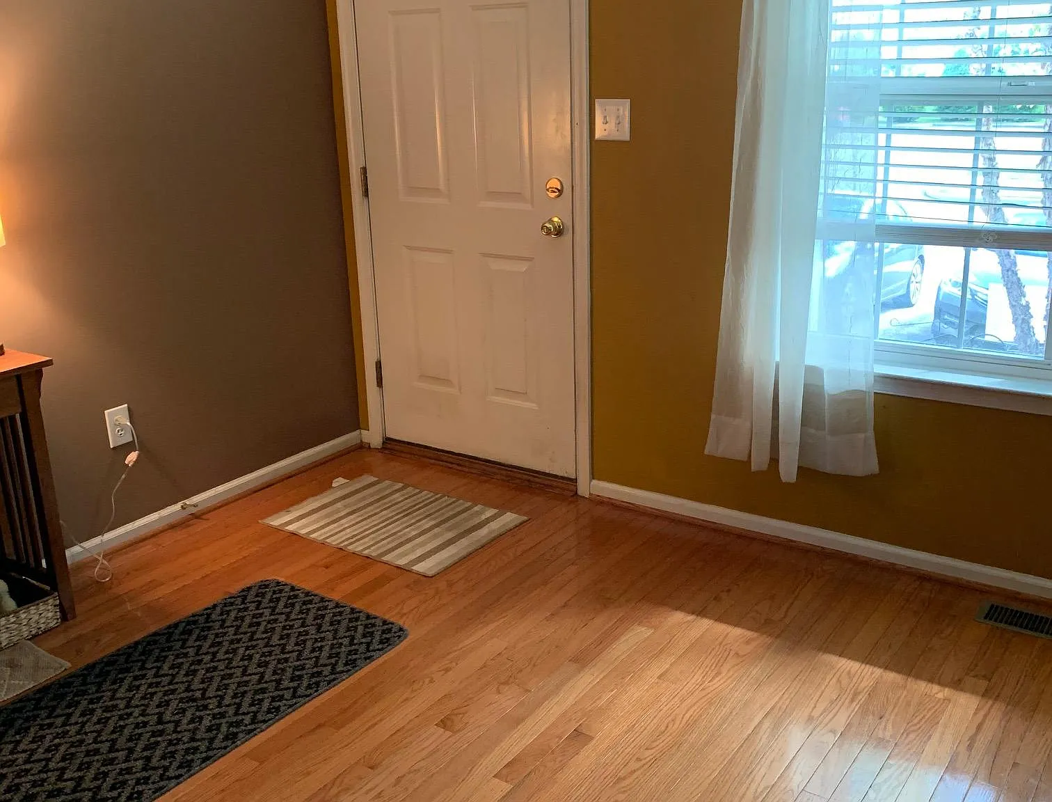 1138 Tudor Drive — Photo 3
