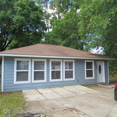 1st image of 3570 Beagles St
