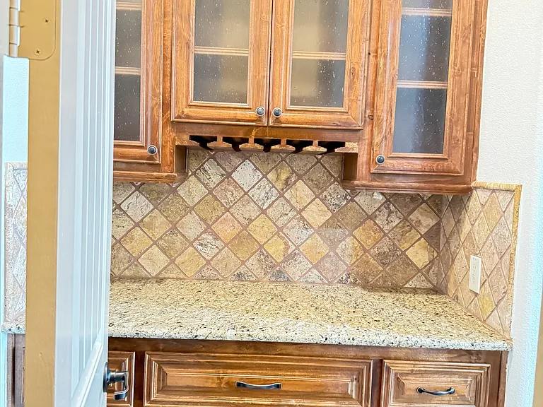 Butler Pantry