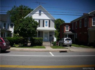 13 State St, Middleport, NY 14105