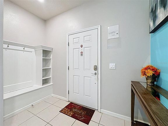 3rd image of 267 Jetty Way