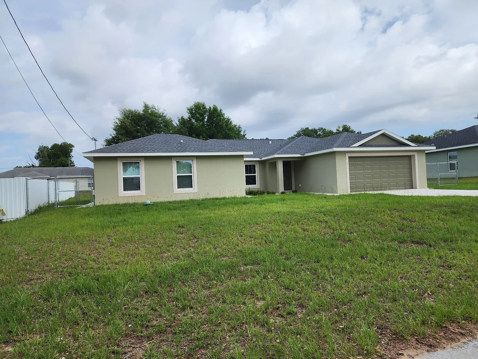 7 Dogwood Dr — Photo 1