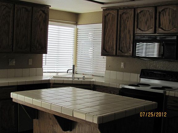 2nd image of 1497 Deerfield Cir