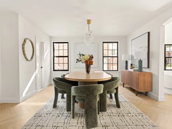 85-15 Wareham Place image 3 of 20