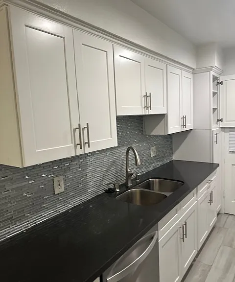 3662 Mentone Ave #4 — Photo 10
