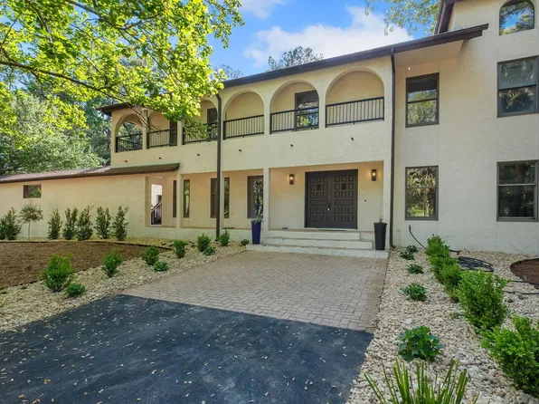 6375 Thomasville Rd, Tallahassee, FL 32312