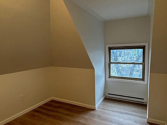3rd image of 410 Park Ave APT 3
