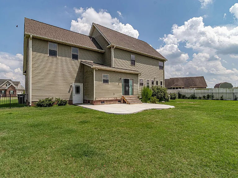 303 Glenn Laurel Dr — Photo 44