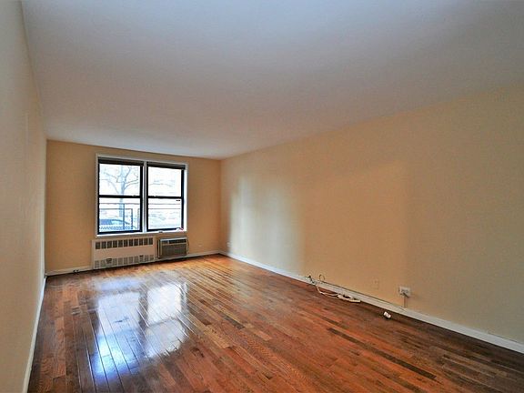 4th image of 10025 Queens Blvd APT 2G