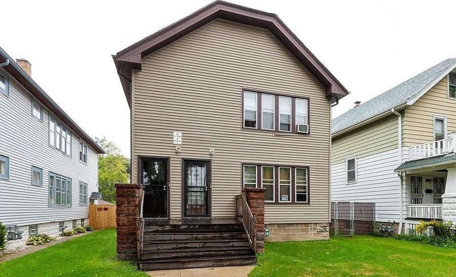 1st image of 3912 N 5th St #3914