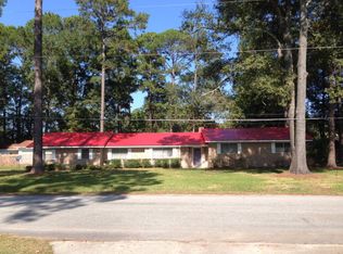 55 Graham St, Baxley, GA 31513