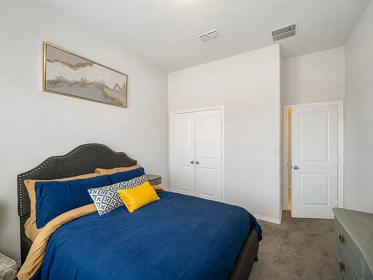 1811 Smithers Landing Dr — Photo 13