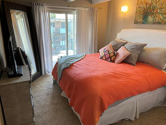 5th image of 624 N Pennsylvania St APT 305
