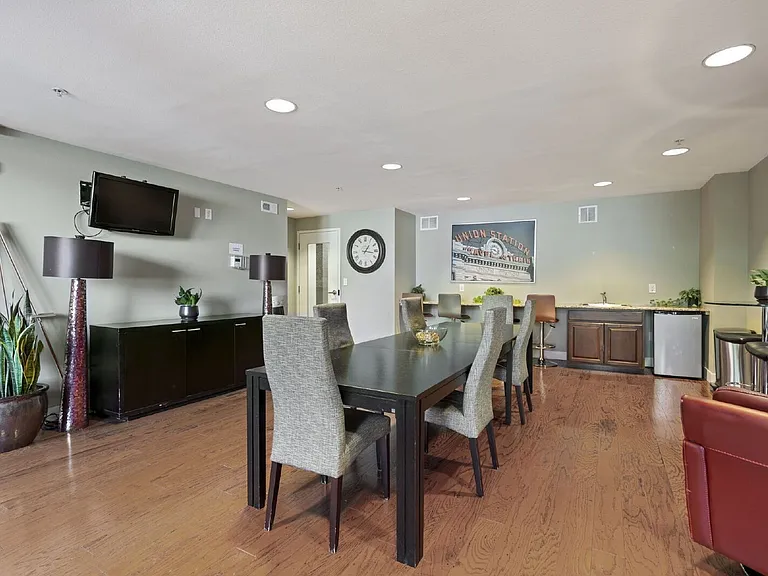 1975 N Grant St #401 — Photo 31