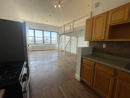 Rented by TorsX Inc | media 7