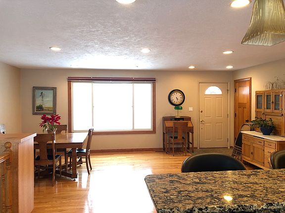 Great Room looking to front 