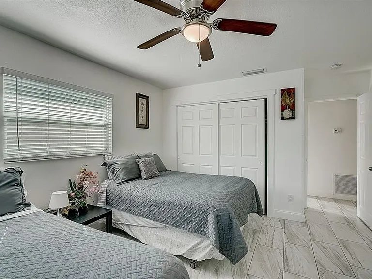 626 S Osprey Ave — Photo 18