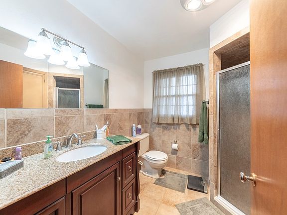 4th image of 3130 Blossom Ln