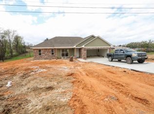 105 Lakeview Dr, Guntown, MS 38849