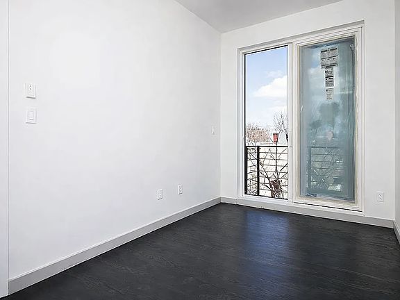 4th image of 225 Winthrop St #2G