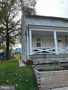 18 Front St, Mohnton, PA, 19540