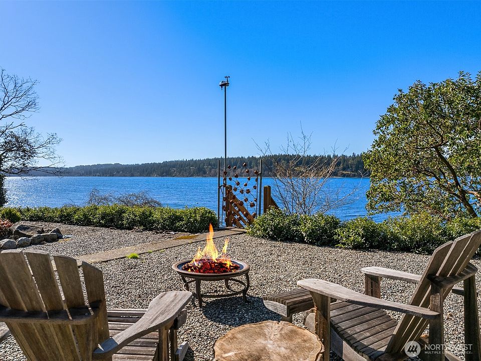 2nd image of 8595 Hansen Road NE