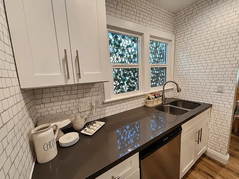 749 N Wilton Pl #2 — Photo 16