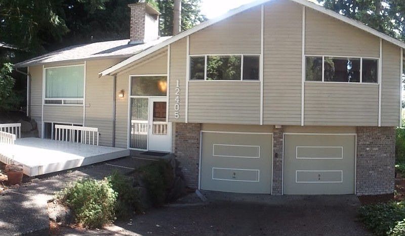 Beautiful corner lot!